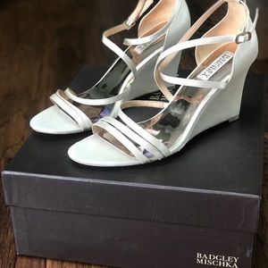 Badgley Mischka Ivory Wedge Shoes